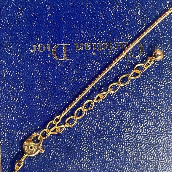 Vintage Christian Dior Gold Hexagon Perfume Diffuser Necklace - Picture 4 of 8